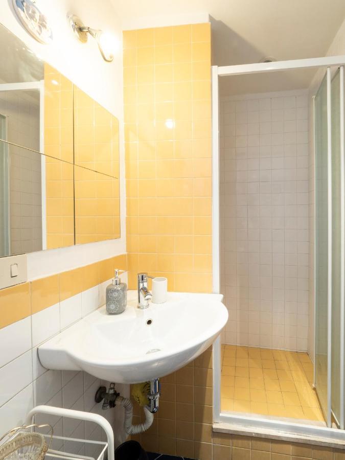 Central Apartment In Trastevere Rom Exteriör bild